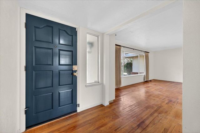 1699 W San Ramon Avenue, Fresno, CA 93711