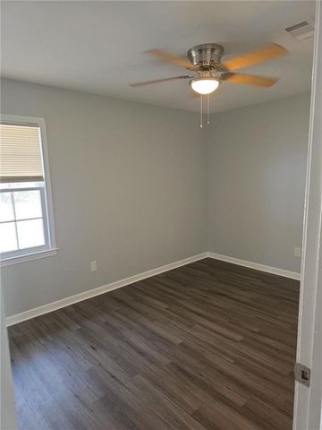 122 Longstreet Circle, Oxford, GA 30054