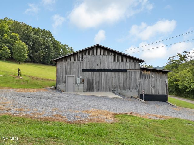 384 Sugar Pine Lane, Gate City, VA 24251