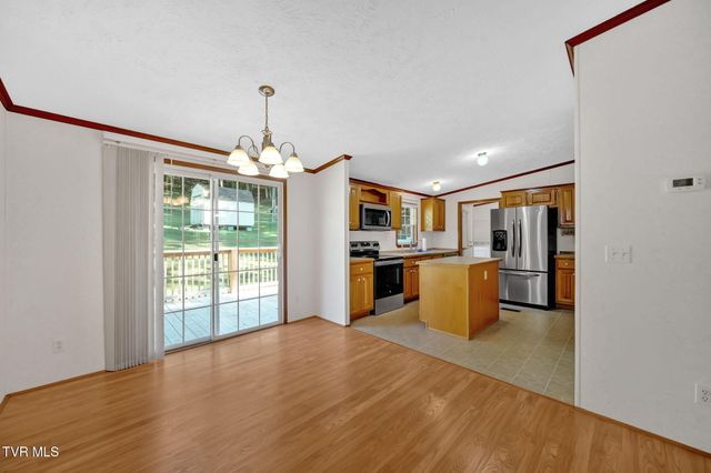 384 Sugar Pine Lane, Gate City, VA 24251