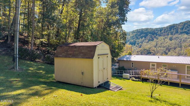 384 Sugar Pine Lane, Gate City, VA 24251
