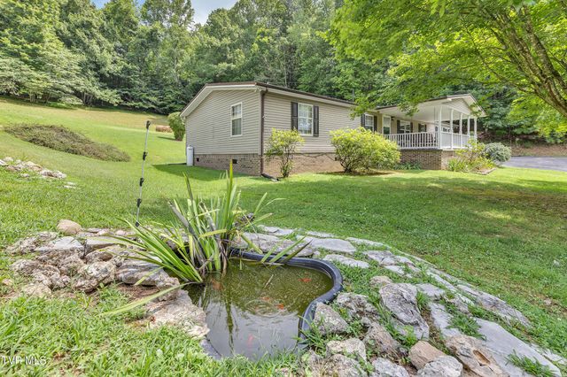 384 Sugar Pine Lane, Gate City, VA 24251