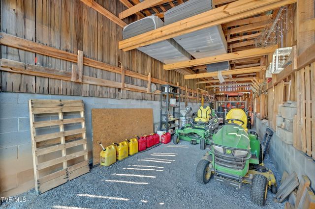 384 Sugar Pine Lane, Gate City, VA 24251