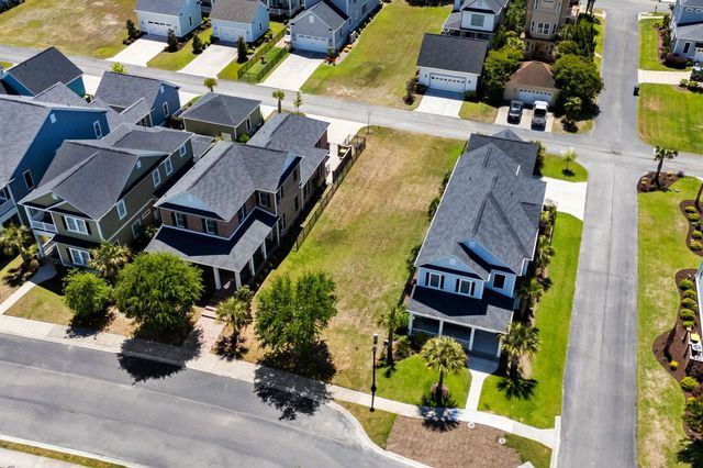 748 Crystal Water Way, Myrtle Beach, SC 29579