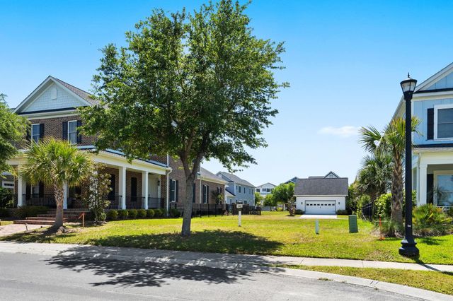748 Crystal Water Way, Myrtle Beach, SC 29579