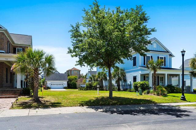 748 Crystal Water Way, Myrtle Beach, SC 29579