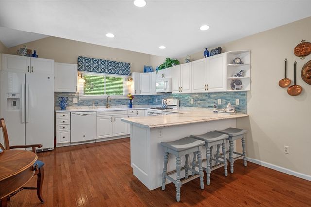 1 Admirals Lane 139D, Salem, MA 01970