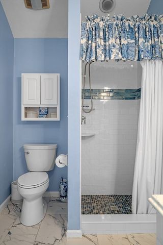 1 Admirals Lane 139D, Salem, MA 01970