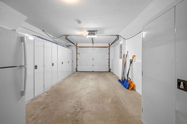 1 Admirals Lane 139D, Salem, MA 01970