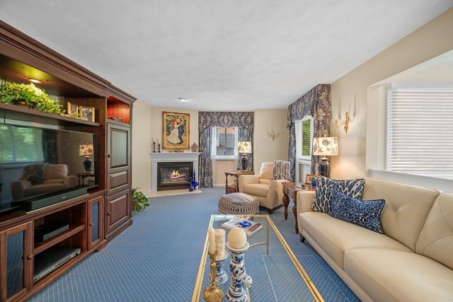 1 Admirals Lane 139D, Salem, MA 01970