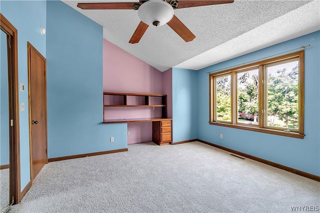 135 Plantation Court, Amherst, NY 14051