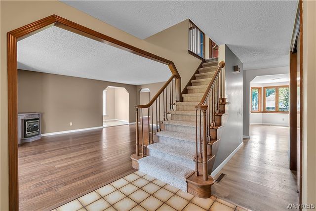 135 Plantation Court, Amherst, NY 14051