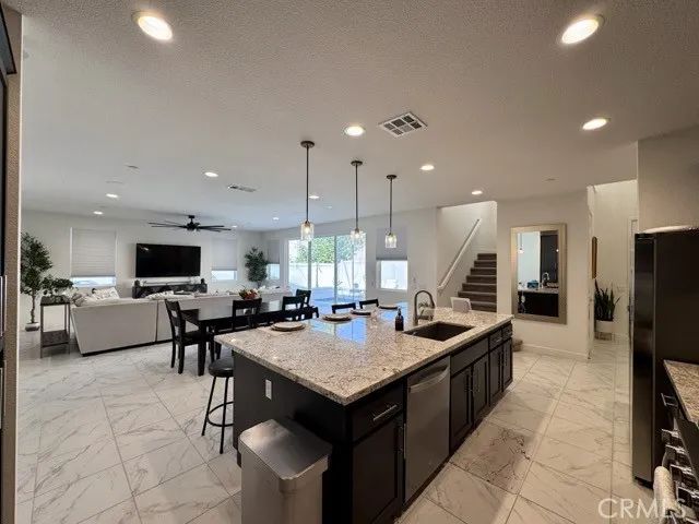 38572 Rosegate Place, Murrieta, CA 92563