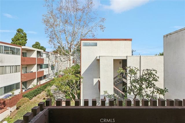 5950 Canterbury Drive C312, Culver City, CA 90230