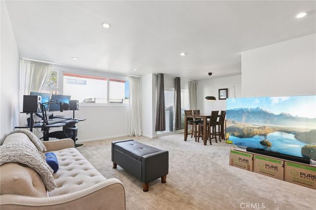 5950 Canterbury Drive C312, Culver City, CA 90230