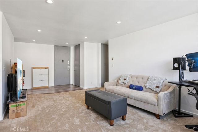 5950 Canterbury Drive C312, Culver City, CA 90230