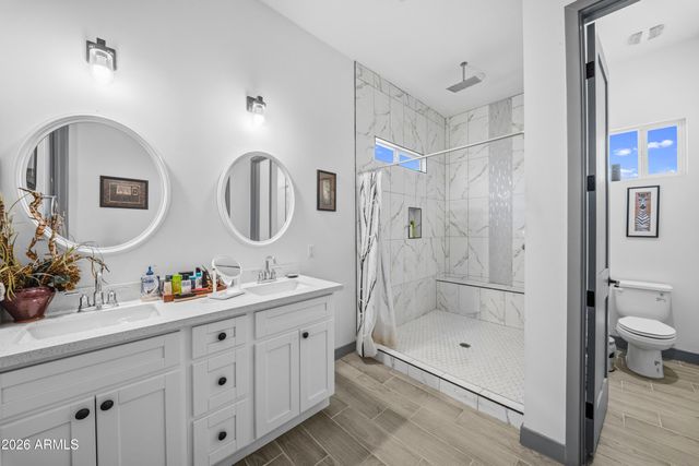 209 E KINDERMAN Drive, Avondale, AZ 85323