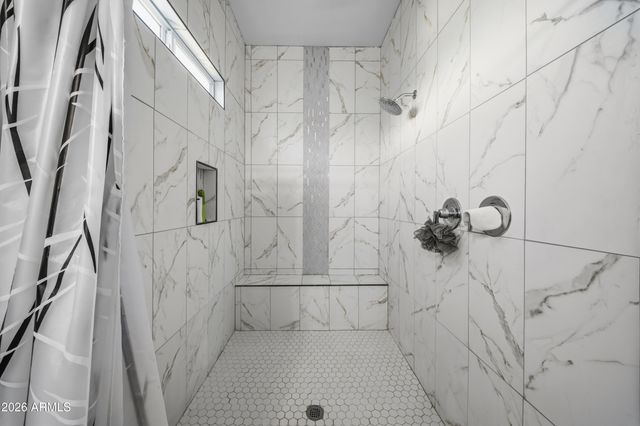 209 E KINDERMAN Drive, Avondale, AZ 85323