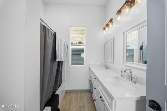 209 E KINDERMAN Drive, Avondale, AZ 85323