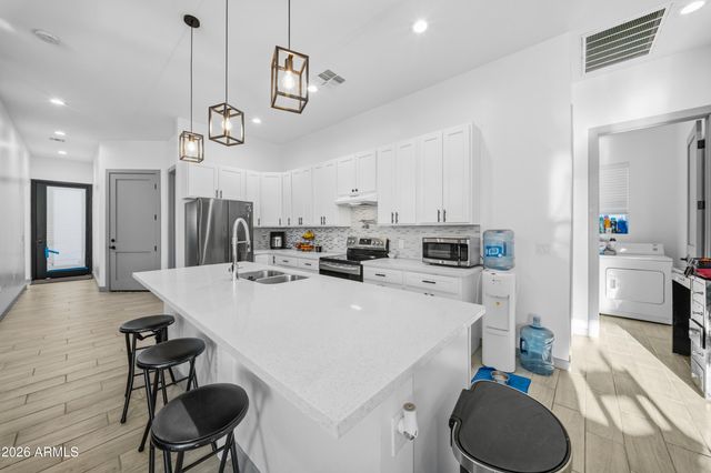 209 E KINDERMAN Drive, Avondale, AZ 85323