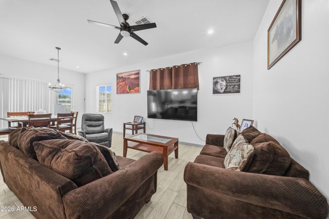 209 E KINDERMAN Drive, Avondale, AZ 85323