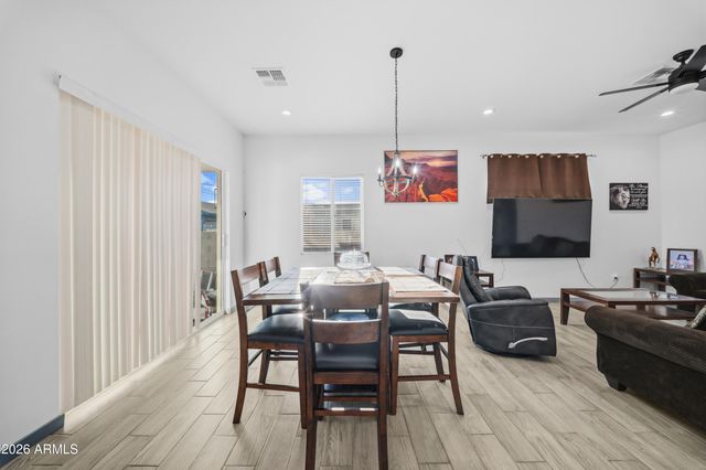 209 E KINDERMAN Drive, Avondale, AZ 85323