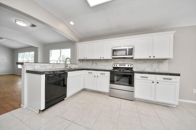 831 Bandon Lane, Houston, TX 77073