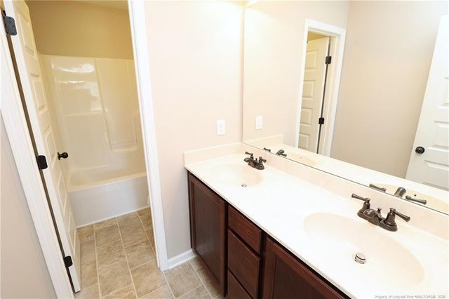 42 Berkeley Court, Clayton, NC 27520