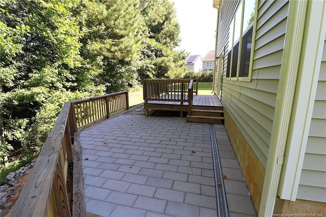42 Berkeley Court, Clayton, NC 27520