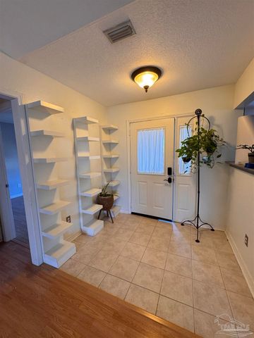 1783 Village Pkwy, Gulf Breeze, FL 32563