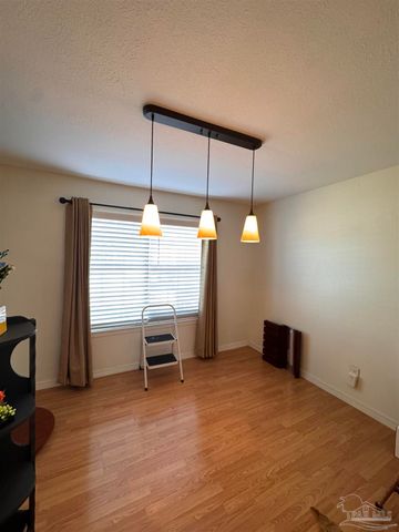 1783 Village Pkwy, Gulf Breeze, FL 32563