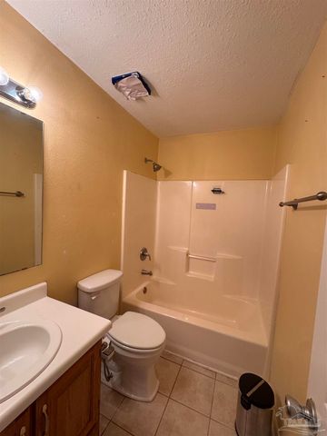 1783 Village Pkwy, Gulf Breeze, FL 32563