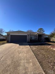1783 Village Pkwy, Gulf Breeze, FL 32563