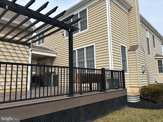 406 DORNISHWOOD PL, Chalfont, PA 18914