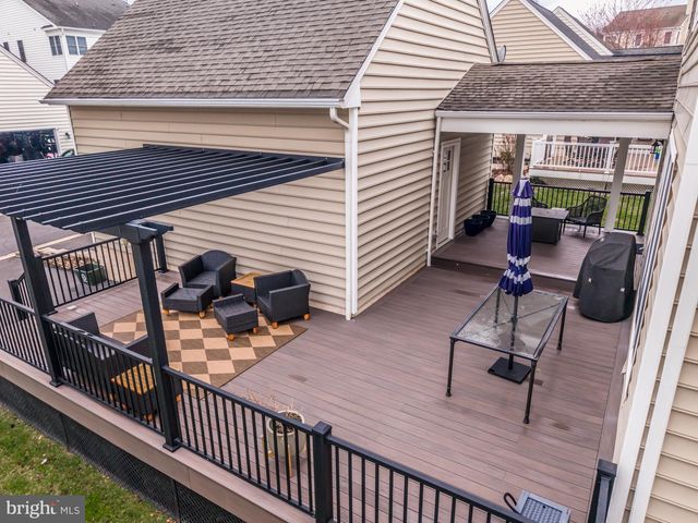 406 DORNISHWOOD PL, Chalfont, PA 18914