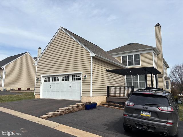 406 DORNISHWOOD PL, Chalfont, PA 18914