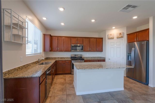 4073 Blue Opal Way, Las Vegas, NV 89130