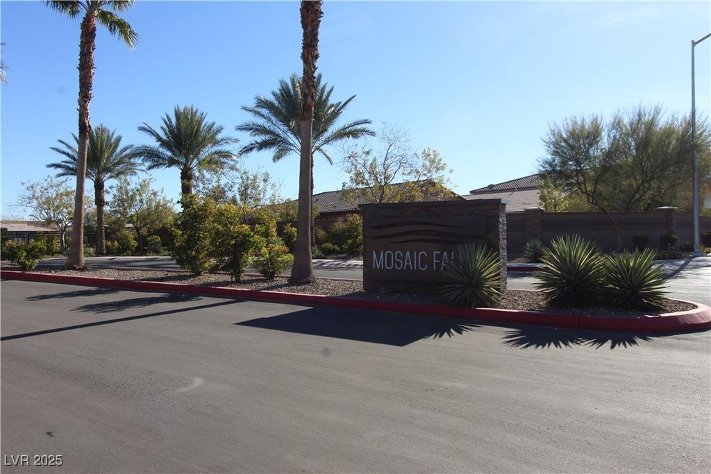 4073 Blue Opal Way, Las Vegas, NV 89130