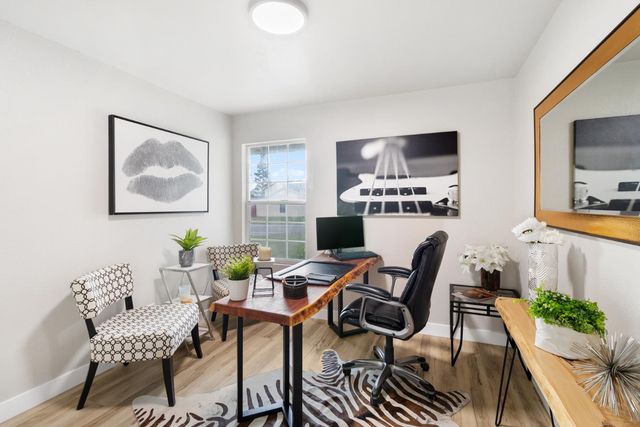 3619 Black Eagle Dr, Antelope, CA 95843