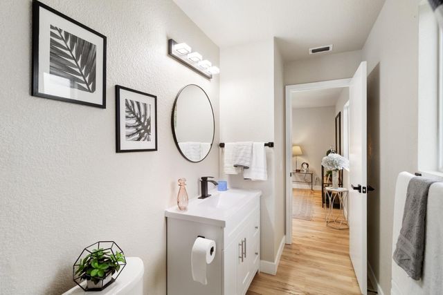 3619 Black Eagle Dr, Antelope, CA 95843