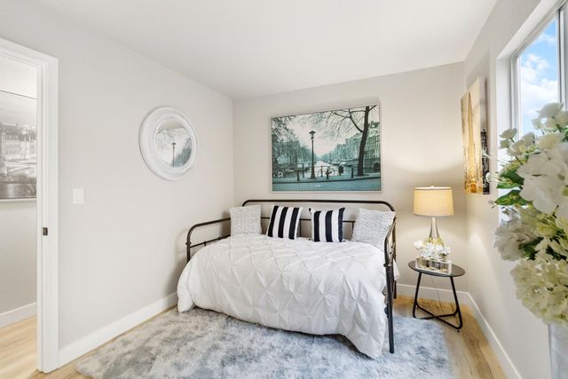 3619 Black Eagle Dr, Antelope, CA 95843