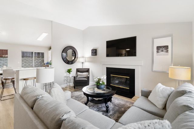 3619 Black Eagle Dr, Antelope, CA 95843