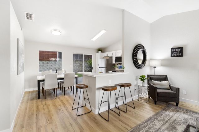 3619 Black Eagle Dr, Antelope, CA 95843