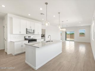 5176 W Bowen House Road, Tucson, AZ 85757