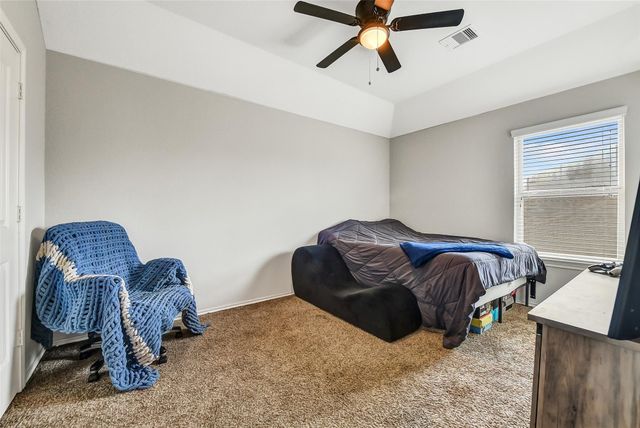 6869 Dogwood Cliff Lane, Dickinson, TX 77539