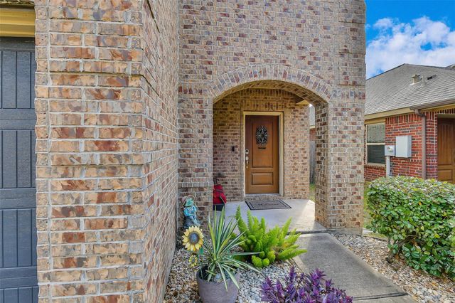6869 Dogwood Cliff Lane, Dickinson, TX 77539