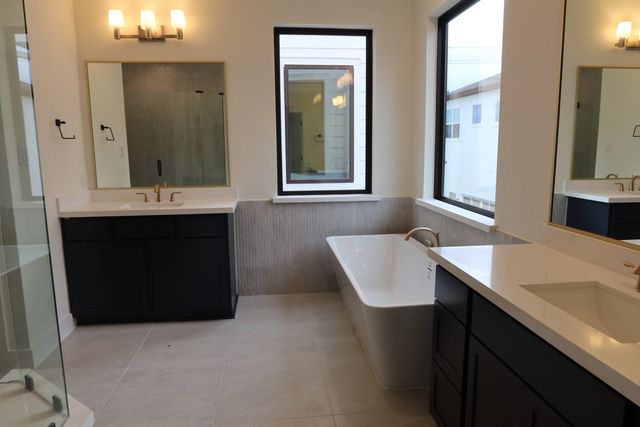 1418 Caywood Lane B, Houston, TX 77055