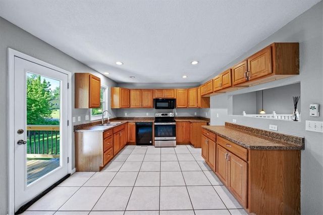 13647 Lawrence Avenue, Bonner Springs, KS 66012