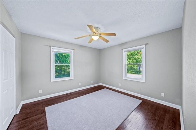 13647 Lawrence Avenue, Bonner Springs, KS 66012