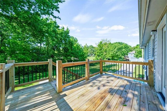 13647 Lawrence Avenue, Bonner Springs, KS 66012